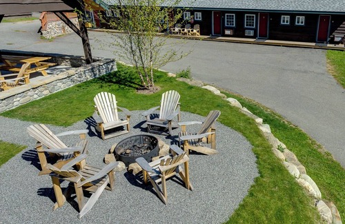Lake Placid Cabin | Cozy 3Bedroom w/2 Bath and Full Kitchen, Outdoor BBQ, Fire Pits