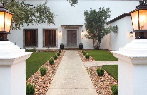 Wetmore House | Cozy 3BR/3BA with Private Pool