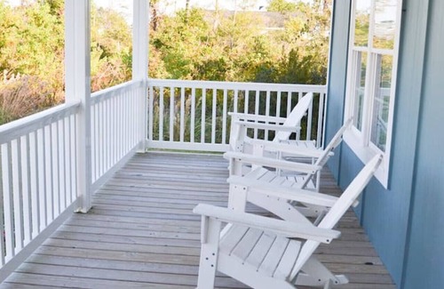 Davis Cottage | Cozy 3BR Cottage |Fishing|Private Dock|Boating