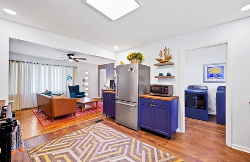 Jeffersonville House | Cozy 3BR Getaway Pets OK + Fenced Yard