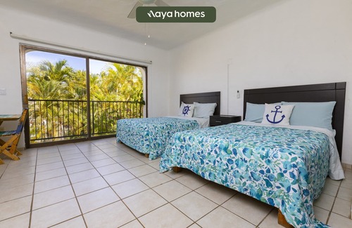 Isla Iguana House | Cozy 3BR House | Ocean Front | Pool | Marina