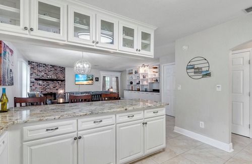 Woodland Drives House | Cozy 3BR townhome 5 minutes from downtown and Cascades