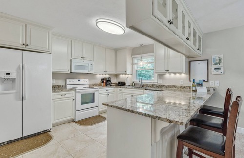 Woodland Drives House | Cozy 3BR townhome 5 minutes from downtown and Cascades