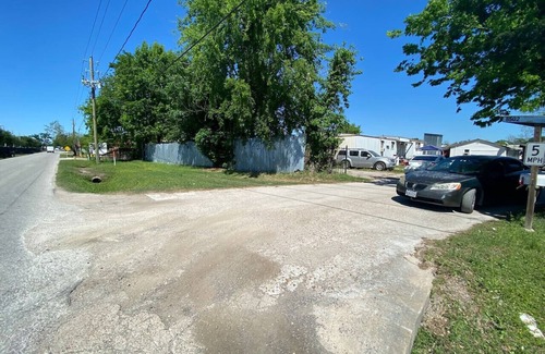 North Houston House | Cozy 3BR WiFi+Free Parking Near IAH-DT- #PASS