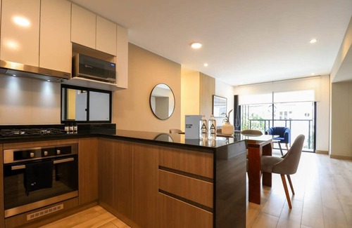 Petit Jean Ocharan Apartment | Cozy 3BR With Balcony in the Heart of Miraflores