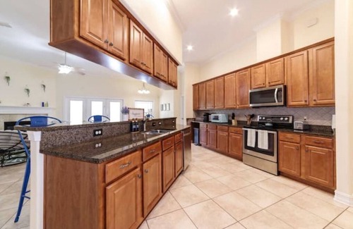 Tallahassee House | Cozy 4 bd Corn-hole Spacious