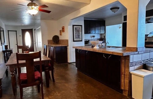 Nice House | Cozy 4-bedroom house in pleasant Nice with AC, WiFi beautiful view of the lake