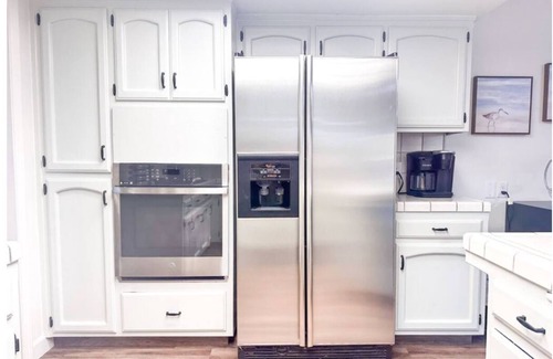 Golden Hills House | Cozy 4-bedroom house in charming Tehachapi with WiFi, AC