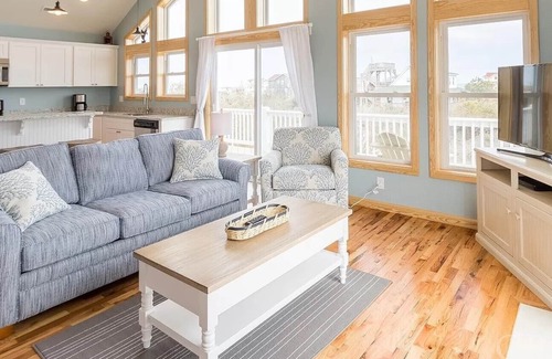 Carova Beach House | Cozy 4-bedroom house with private pool, hot tub located in 4x4 section
