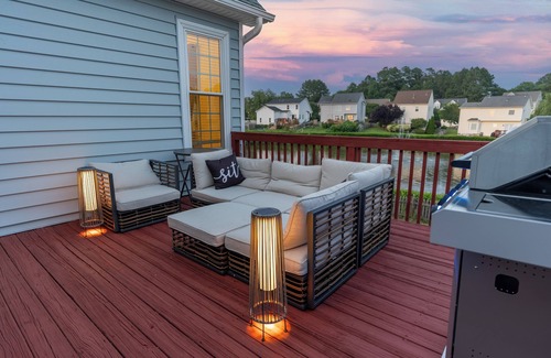 Northeast Raleigh House | Cozy 4-bedroom Raleigh Retreat. Home Theater. Furnished Deck. 15 min to Downtown