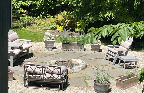 Moultonborough Ski Chalet | Cozy 4 BR chalet, short walk to park, tennis, and beach! Pets ok! 425 a night.