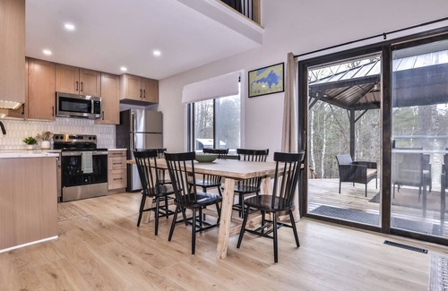 Boulder Junction Cabin | Cozy 4 BR Waterfront Retreat Near Bike Trails! Pontoon Available! NEW LISTING