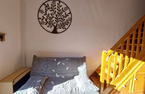 Marseillan Plage Apartment | Cozy 4-Person Beachside Home with AC, Terrace & Parking