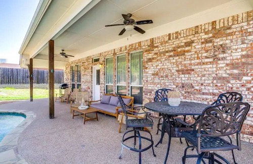 Granbury House | Cozy 4B/2B & Game Room, Minutes from Downtown