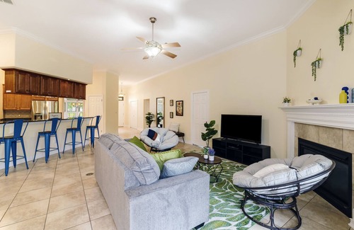 Tallahassee House | Cozy 4BR 2.5BA Home, Corn-holes Spacious