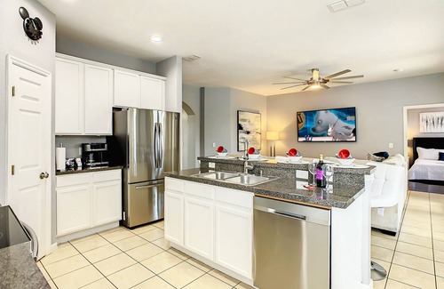 Trafalgar Village House | Cozy 4BR Family Home Private Pool/BBQ/Gaming Room!