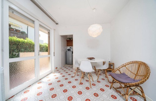 Grado Pineta Apartment | Cozy 56 sqm ground-floor apartment featuring a balcony running along the entire perimeter and a private garden, perfect for relaxation and tranquility. Located in Grado Pineta, a green and quiet area just steps from the sea and nature trails, it offers t