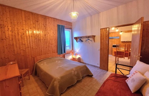 Saint-Michel-de-Chaillol Apartment | Cozy 6/8 Person Apartment with South Terrace, Near Slopes, Free WiFi, Parking - Pet Friendly