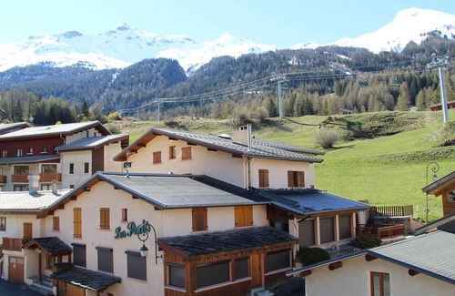 Lanslevillard Apartment | Cozy 7-Person Apartment at Village Center, Near Slopes - Val Cenis