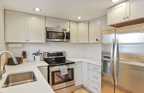 Kirkland House | Cozy 86TH Retreat