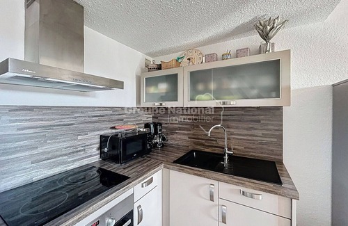 Saintes-Maries-de-la-Mer Apartment | Cozy Apartment 200 m from Amphores Beach – 4 Guests – Private Parking