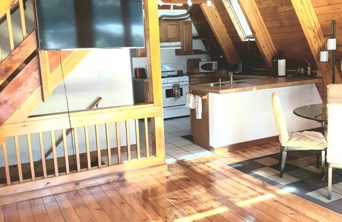 Pine Mountain Club Cottage | Cozy A-frame Cottage