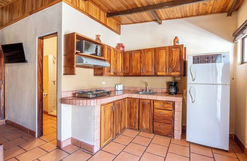 Playa Grande Cabin | Cozy AC Cabin, just 300 m from beach, with pool and parking