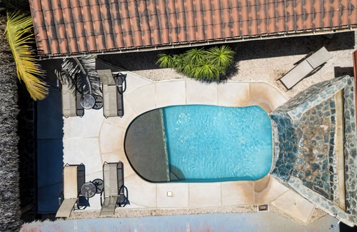 Playa Grande Cabin | Cozy AC Cabin, just 300 m from beach, with pool and parking