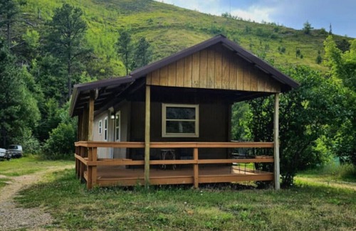 Deadwood Cabin | Cozy Adventurer's Cabin in Deadwood Canyon
