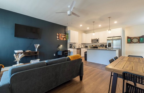 Wilmington Apartment | Cozy Airbnb in Wilmington! Enjoy this charming space with modern amenities, close to downtown, beach