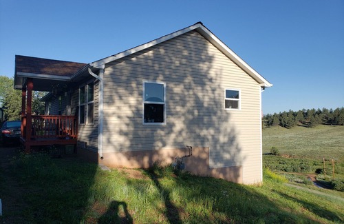 Florissant House | Cozy and affordable 3-bedroom house in the sky with great mountains views