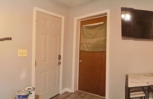 Stockbridge Apartment | Cozy and beautiful studio.