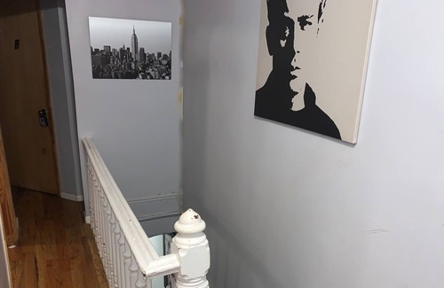 Ocean Hill House | Cozy and Central Room in Brooklyn