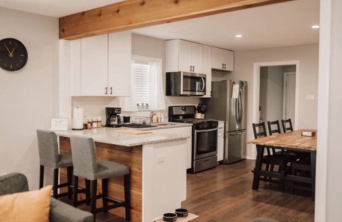 San Antonio House | Cozy and Charming Home: A Hidden Gem Awaits!