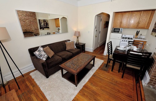 Central Park West Apartment | Cozy and Clean 1BR APT in NYC!