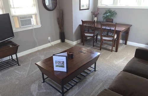 Minneapolis Apartment | Cozy and clean one bedroom retreat!