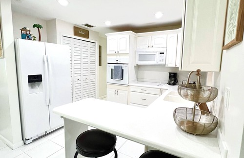 Jensen Beach House | Cozy and comfortable two bedroom home that is perfect for your stay in Jensen!