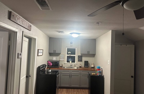 Eastside Promise Neighborhood House | Cozy and comfortable Downtown Home