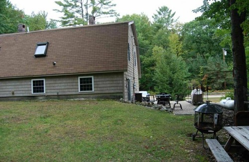 Alton House | Cozy and comfortable 3 bedroom.