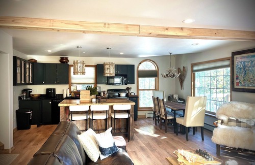 Valley of the Sun Cabin | Cozy and Comfy Mountain Retreat Near Breckenridge Ski Resort