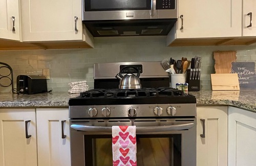Wilmington Condo | Cozy and Convenient Golf and Ski Condo