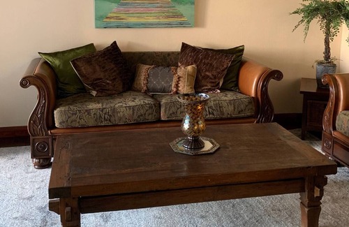 Hollywood Condo | Cozy and Elegant Beach Condo in Oxnard
