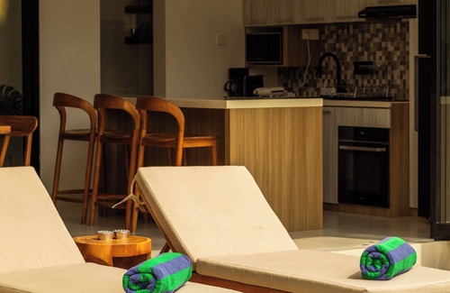 Sawangan Villa | Cozy and elegant Villa surrounding by many beautiful beaches and entertainment.