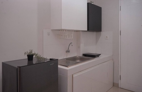 Tangerang Apartment | Cozy And Homey Studio At Trimezia Beverly 90210 Apartment