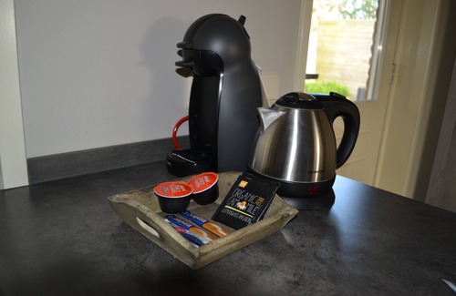 Oostkapelle Apartment | Cozy and Komfortale holiday property, former farm