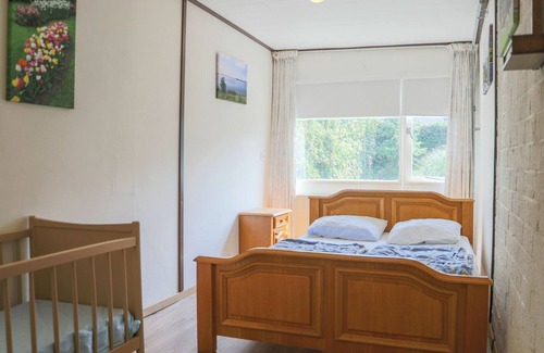 Stavenisse House | Cozy and luxurious 6-person holiday home in Stavenisse on Tholen, near the Eastern Scheldt