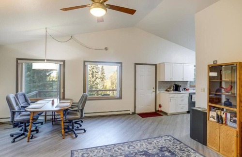 Fairbanks House | Cozy and private home in the hills