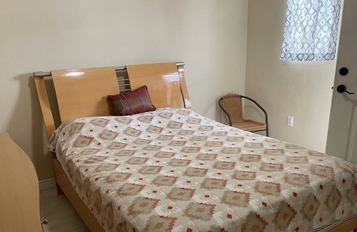 Panorama City House | Cozy and private room with private bathroom