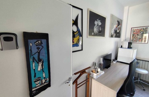 Gallaratese House | Cozy and quiet apartment near MM1, Rho/Fiera, S.Siro and Ippodromo