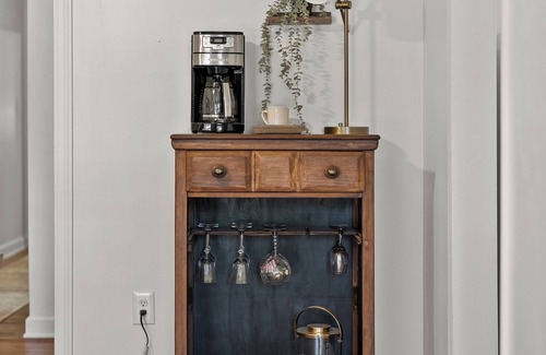 Joffre House | Cozy and Quiet East Memphis Duplexn